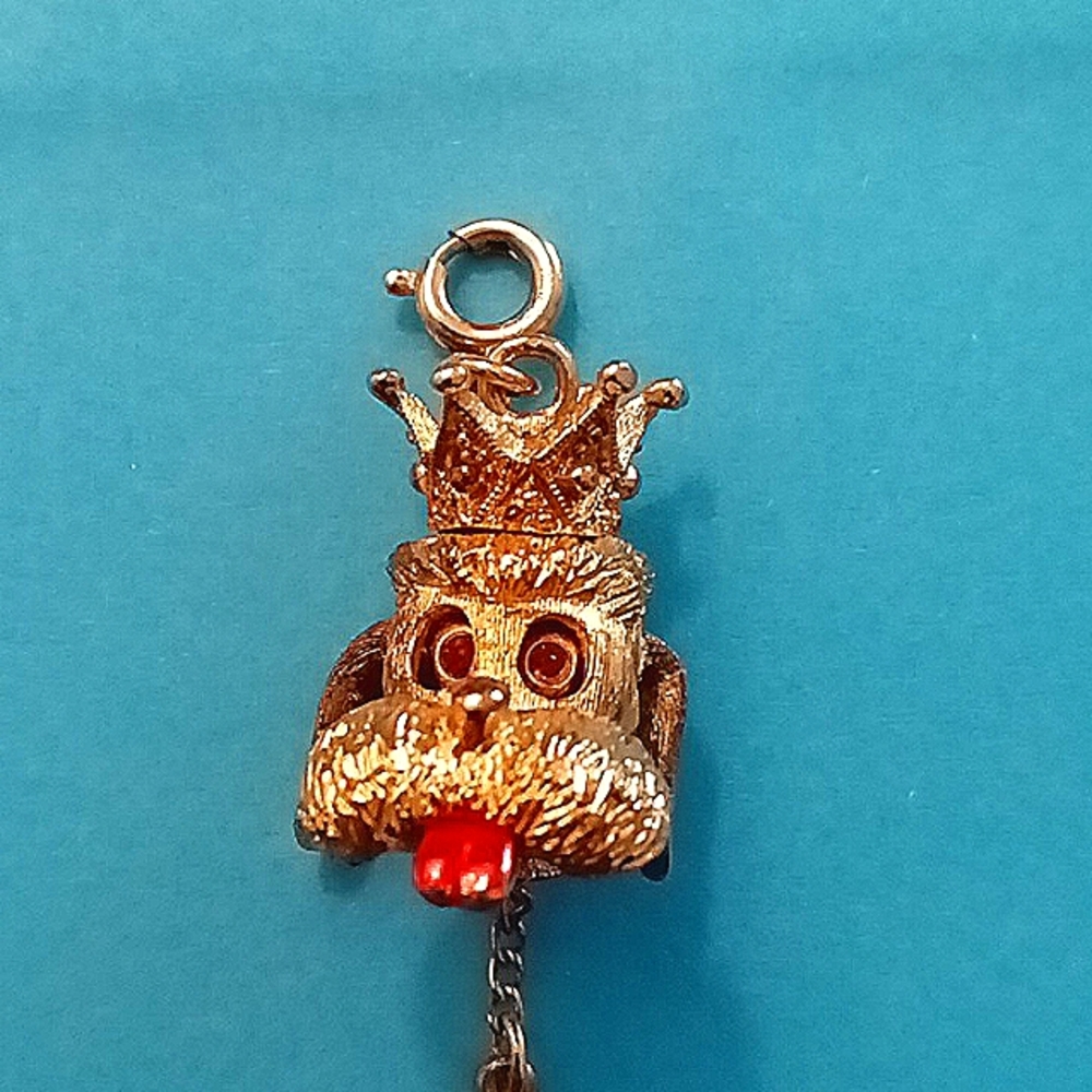 ❤️Vintage monet poodle charm pull tongue❤️